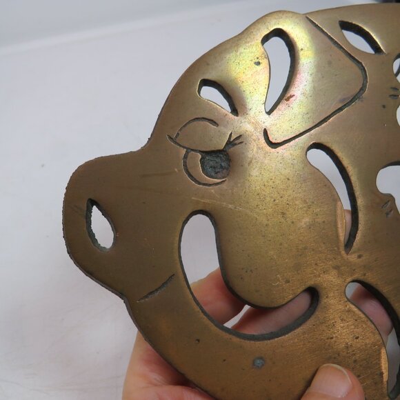 vintage cast iron light copper pig trivet - Picture 4 of 9